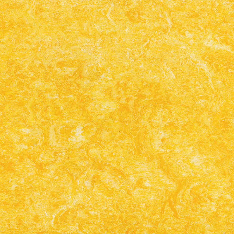 Fleckenunempfindlicher und kostengünstiger heterogener Bodenbelag