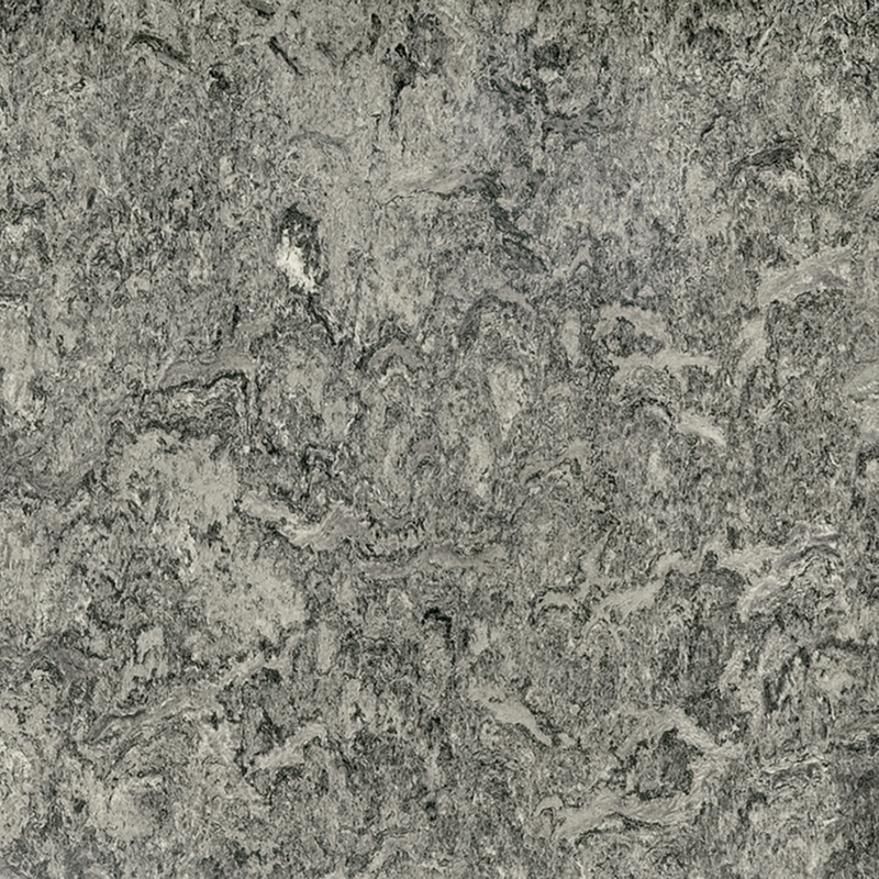 Fleckenunempfindlicher und kostengünstiger heterogener Bodenbelag