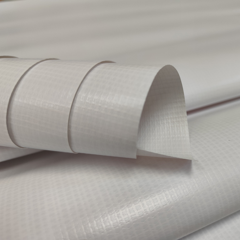 550 Flex-Banner mit Frontbeleuchtung für den Außenbereich